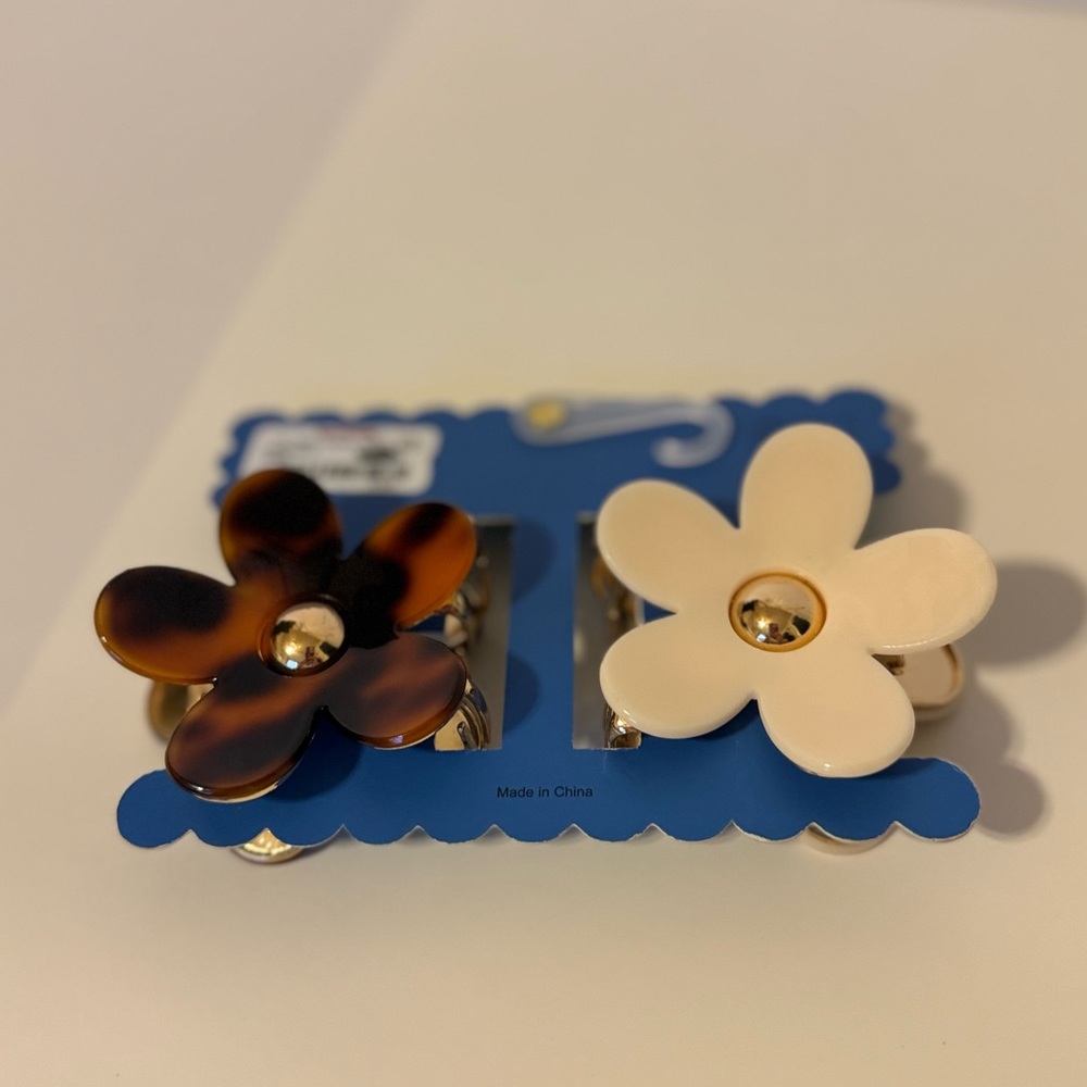Big Acrylic Claw Flower Hair Clips Cream &Tortoiseshell NWT! - Picture 6 of 12